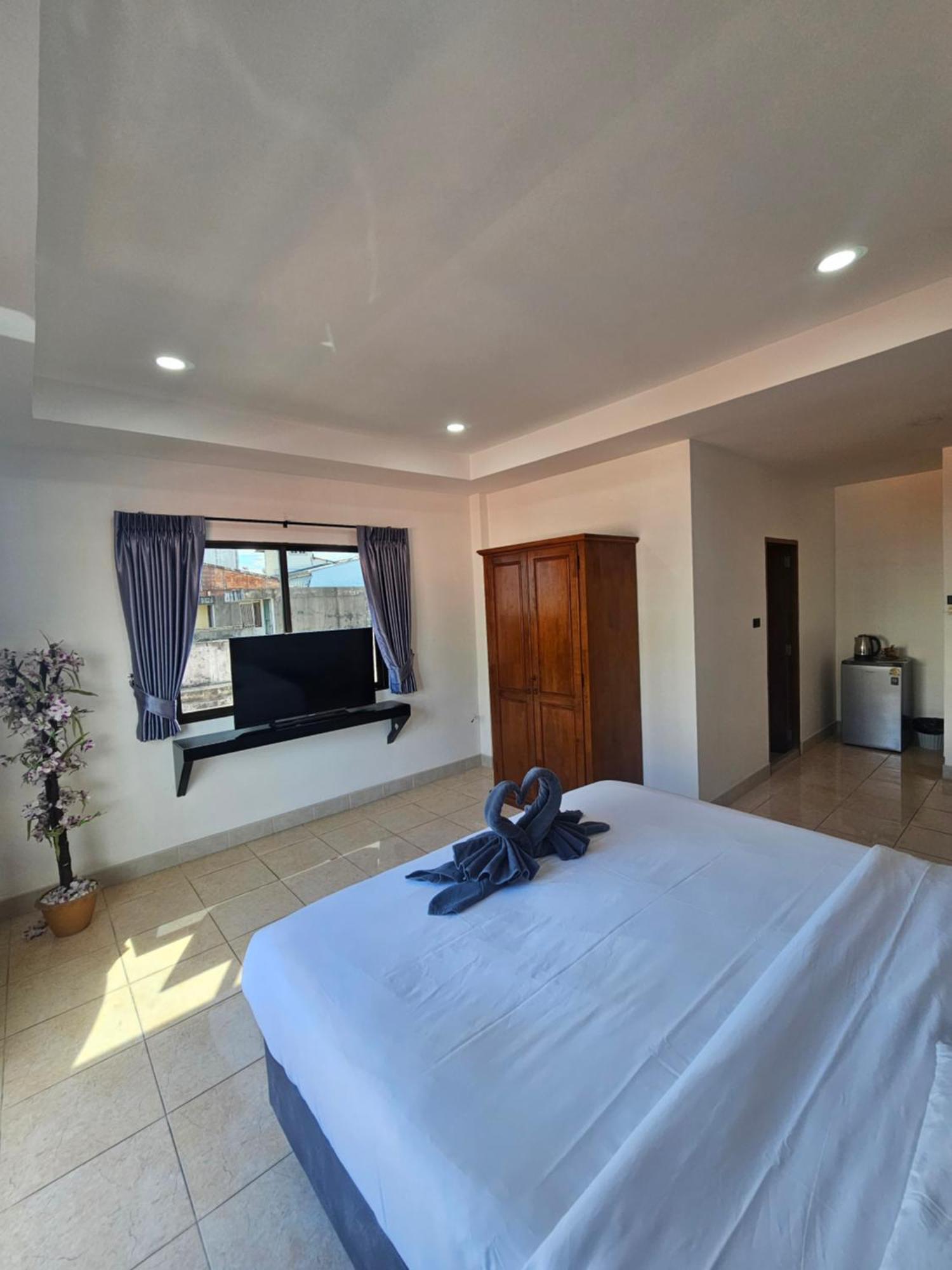 Candy Beach Seaview Jomtien Extérieur photo