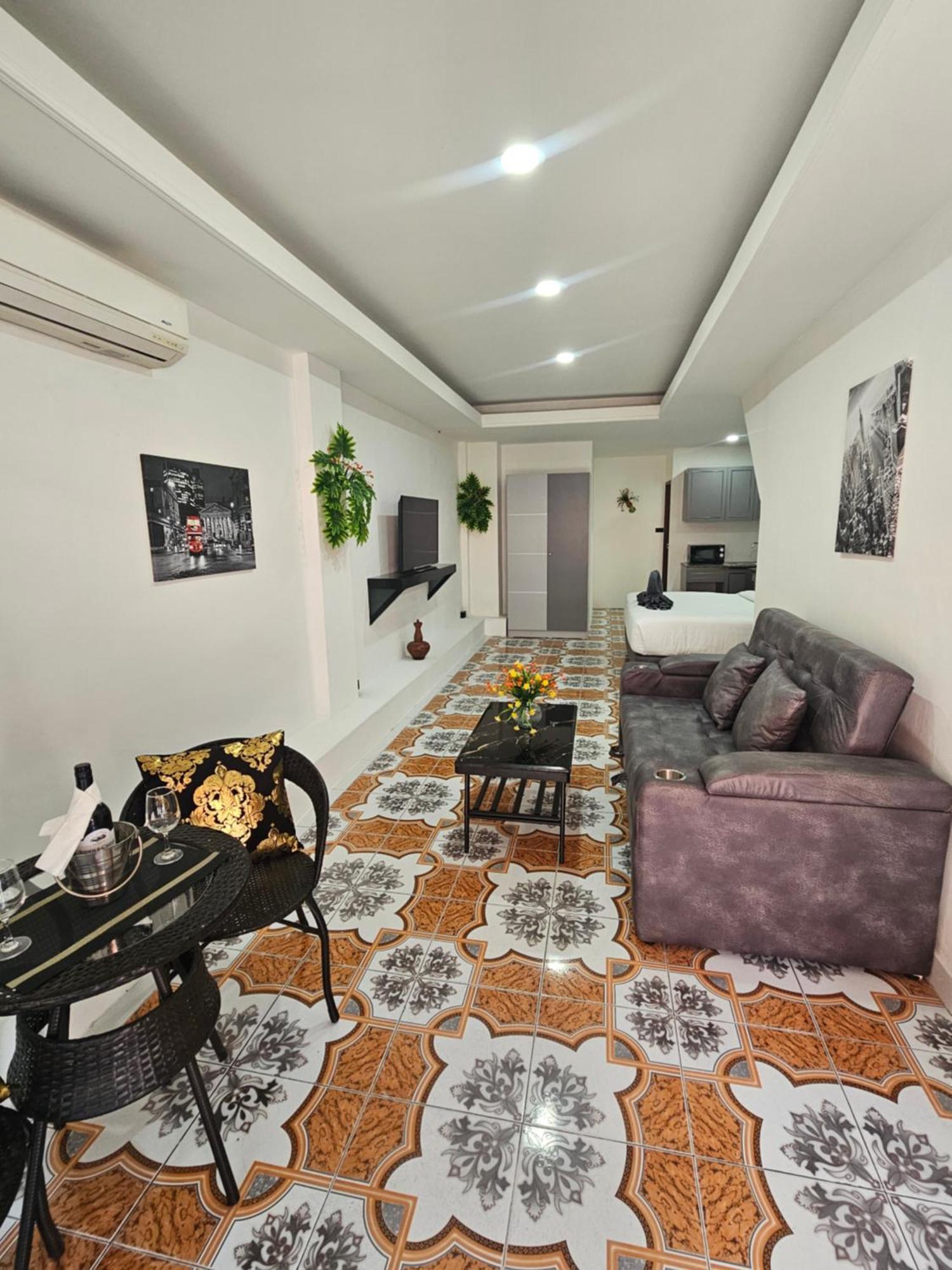 Candy Beach Seaview Jomtien Extérieur photo